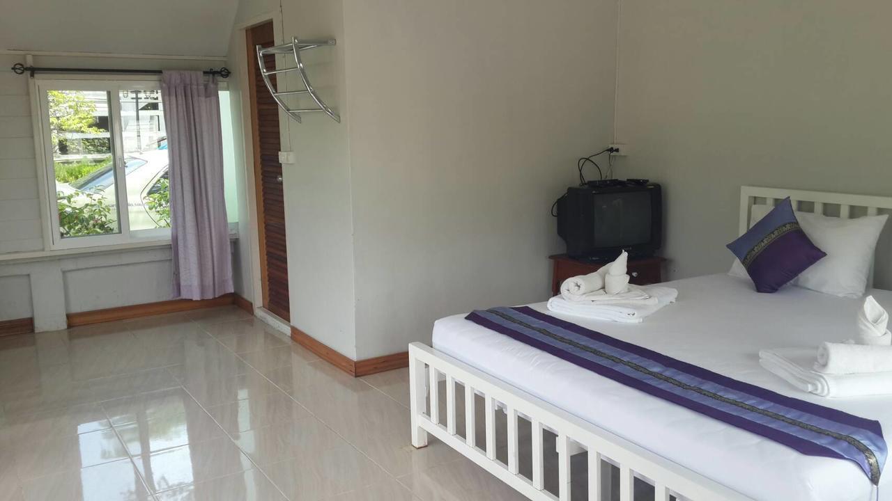 รตะธารา รีสอร์ท Ratathara Resort Bang Pakong Exterior foto